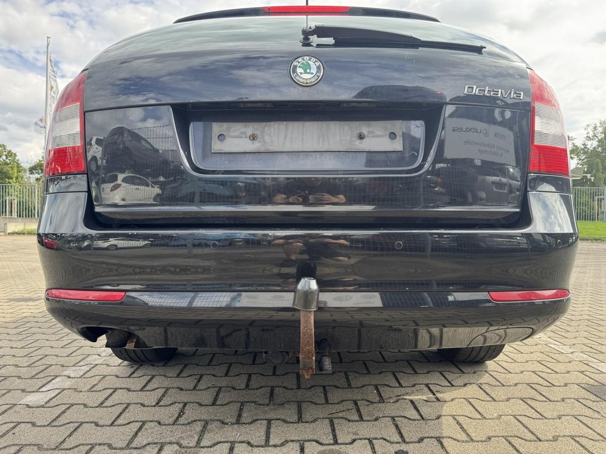 Skoda Octavia 2 original Sto&szlig;stange Stossf&auml;nger hinten Kombi Facelift Bj.2009